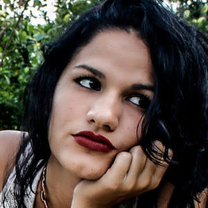 Meet your Posher, Dianelys